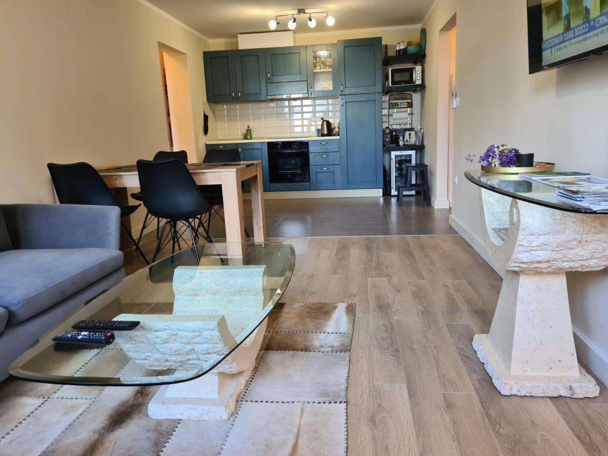Apartman Monte Zaro Park Pula Extérieur photo